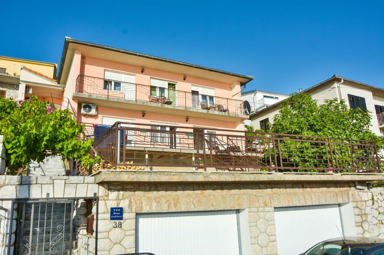 Apartmani Krijesnica Сен Екстериор снимка