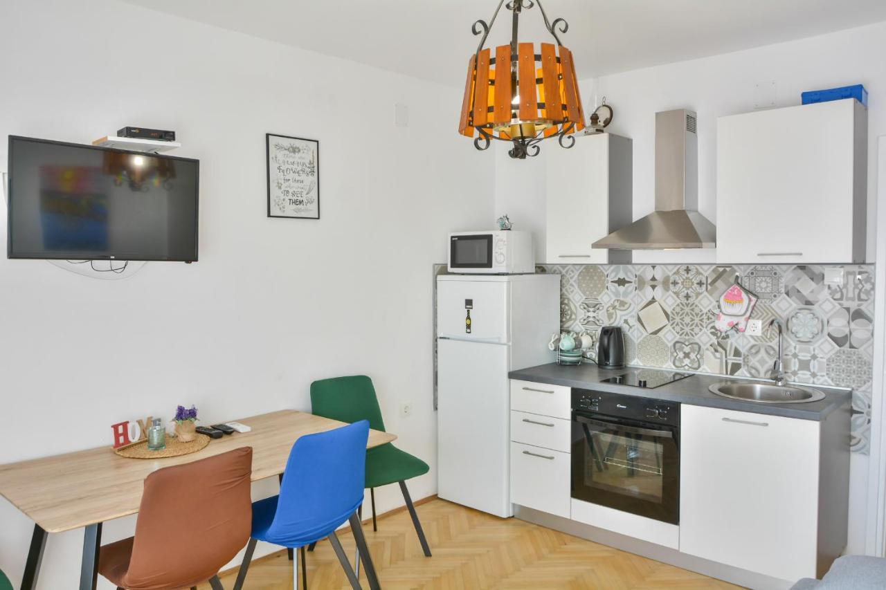 Apartmani Krijesnica Сен Екстериор снимка