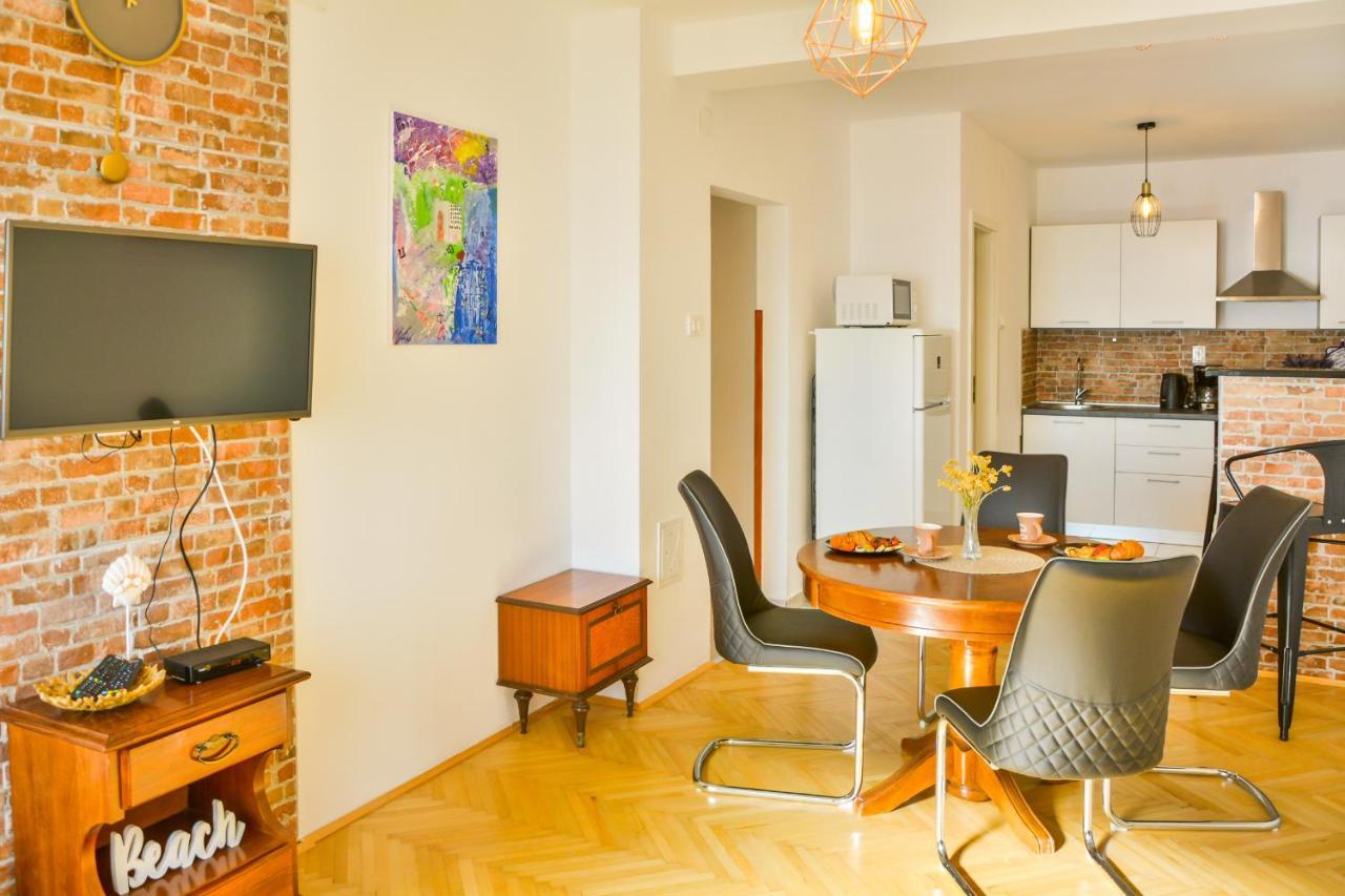 Apartmani Krijesnica Сен Екстериор снимка