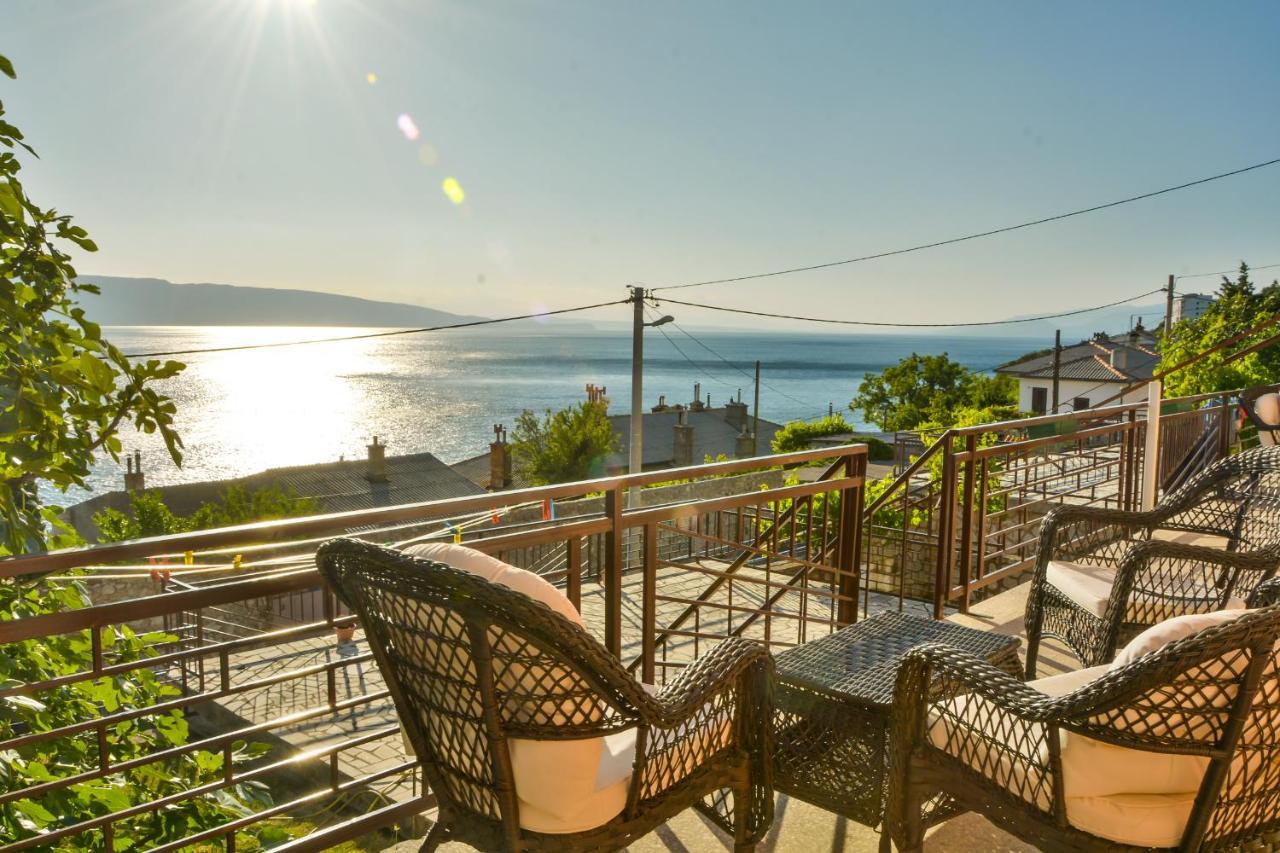 Apartmani Krijesnica Сен Екстериор снимка