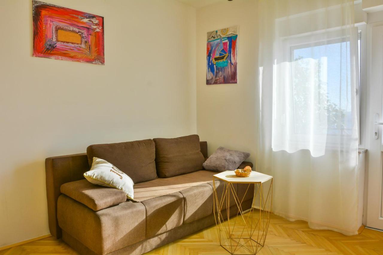 Apartmani Krijesnica Сен Екстериор снимка