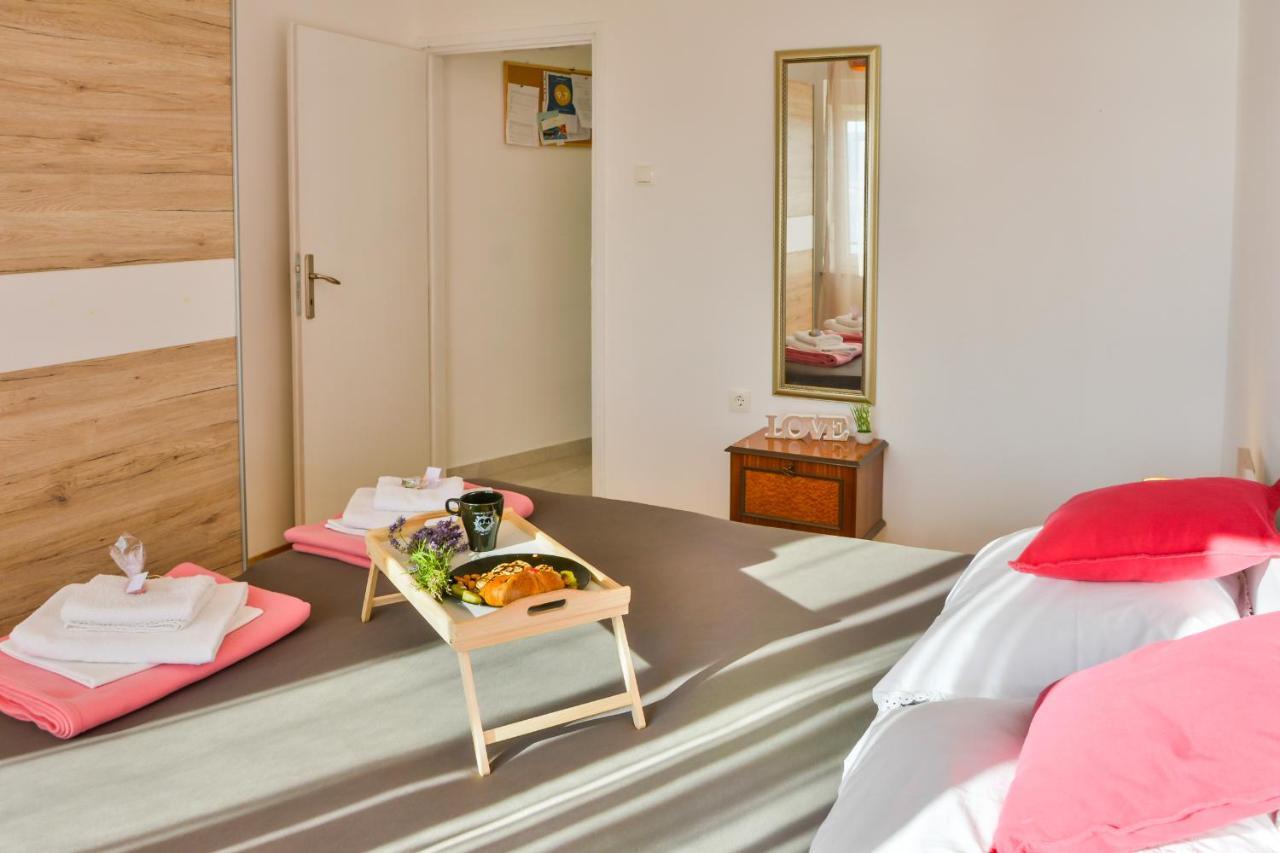 Apartmani Krijesnica Сен Екстериор снимка